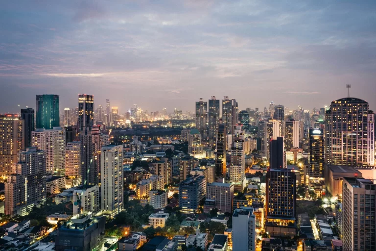 From Luxury to Affordability: Discovering Bangkok’s Best Areas for Leisure and Business Travel